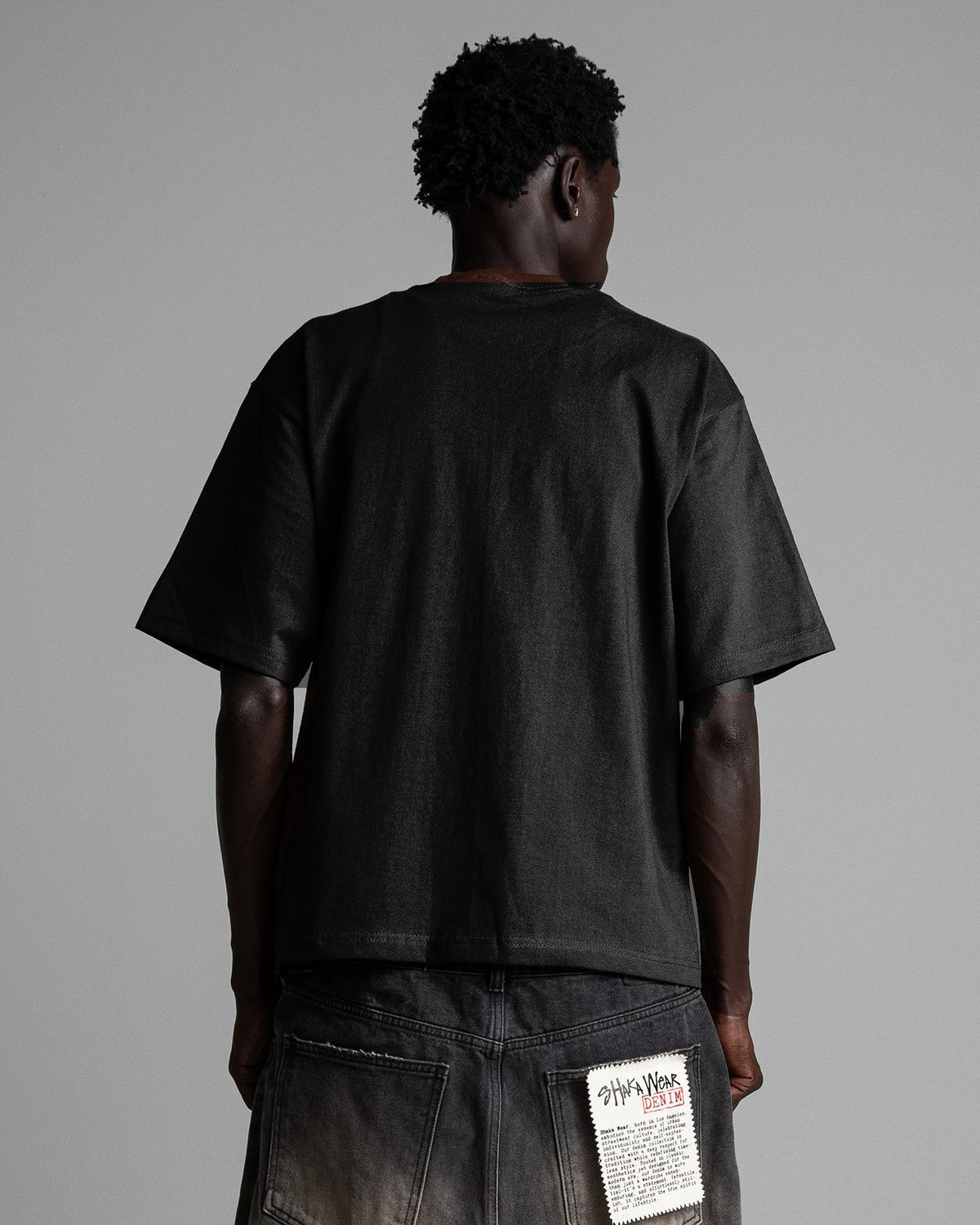 color=Noir;side=Arrière