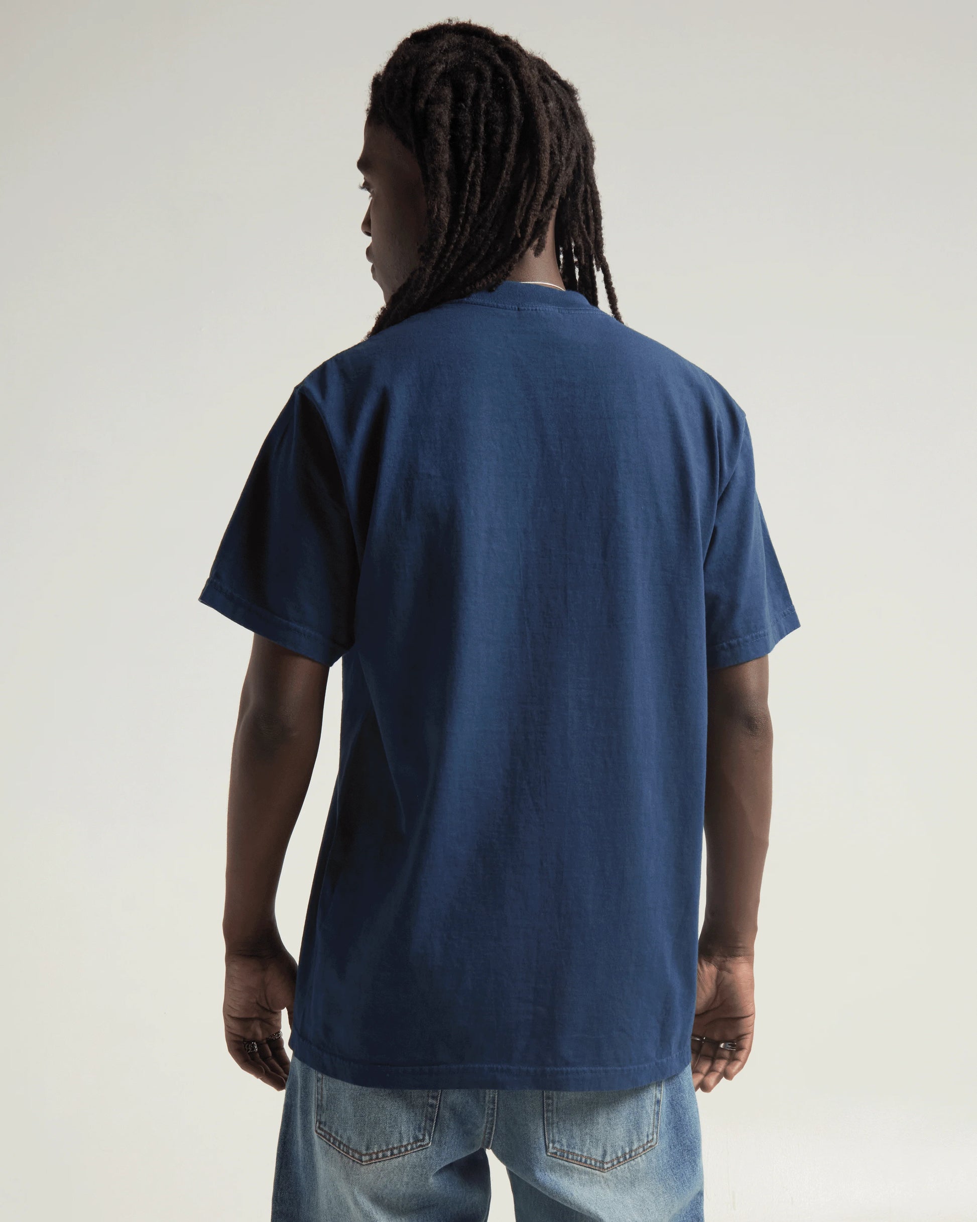 color=Marine;side=Arrière